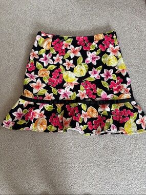 garden party fun fruit-floral skirt from skirtology size  6P